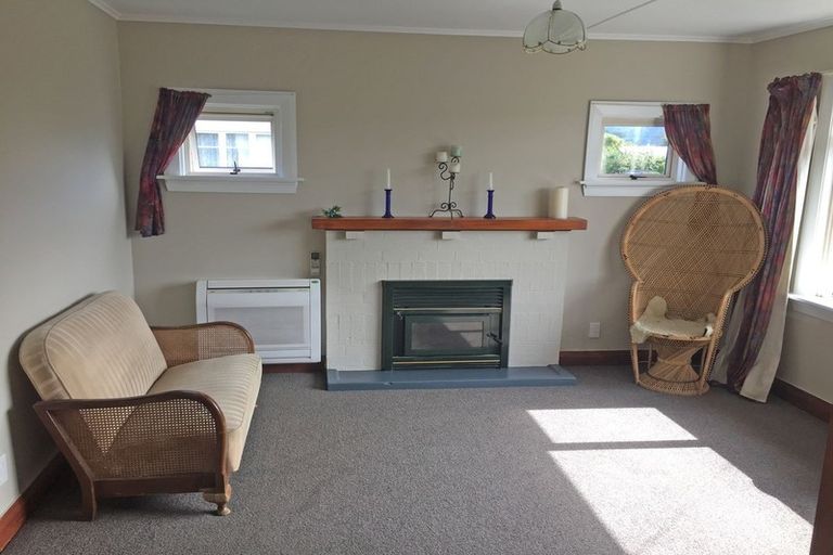 Photo of property in 9 Moorhouse Street, Waimate, 7924
