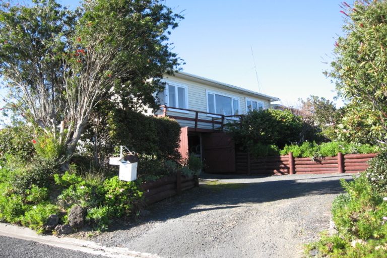 Photo of property in 34 Oneroa Road, Russell, 0202