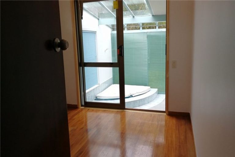 Photo of property in 4 Gregory Place, Mount Roskill, Auckland, 1041