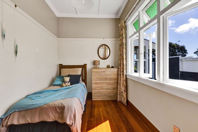 Photo of property in 159 Coronation Avenue, Welbourn, New Plymouth, 4310