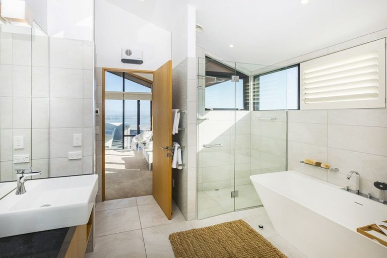 Photo of property in 44 Panorama Road, Clifton, Christchurch, 8081