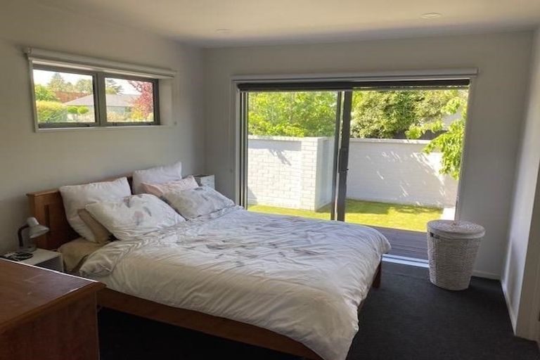 Photo of property in 2/32a Gleneagles Terrace, Ilam, Christchurch, 8053