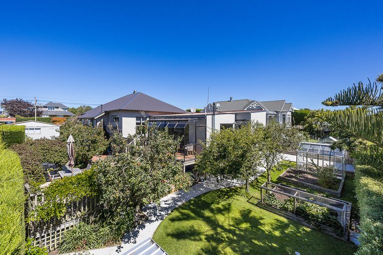 Photo of property in 61 Hunt Street, Andersons Bay, Dunedin, 9013