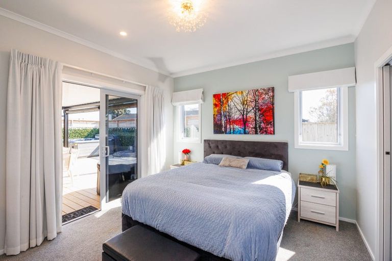 Photo of property in 11a Belvedere Crescent, Takaro, Palmerston North, 4412