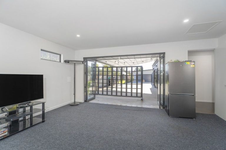 Photo of property in 12 Lynette Place, Pauanui, 3579