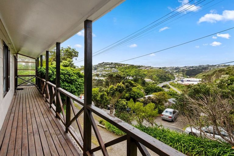 Photo of property in 12a Kitchener Terrace, Johnsonville, Wellington, 6037