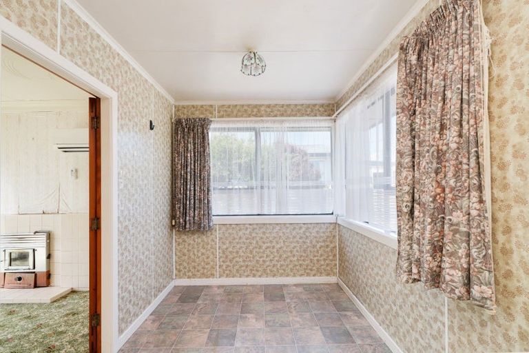 Photo of property in 6 Braemar Street, Kew, Invercargill, 9812