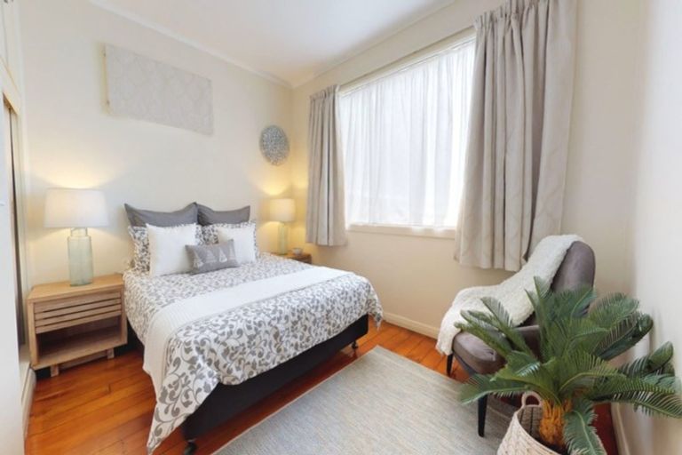 Photo of property in 237 The Esplanade, Petone, Lower Hutt, 5012
