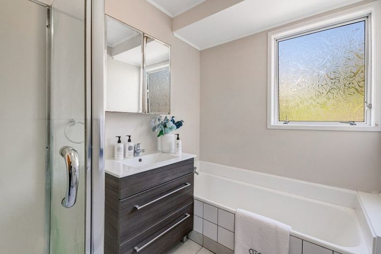 Photo of property in 1/49a Manuka Road, Bayview, Auckland, 0629