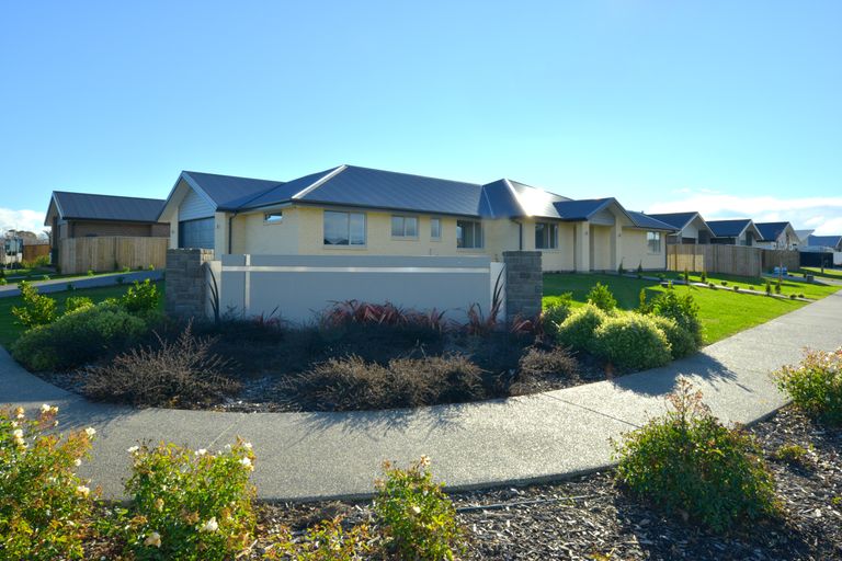 Photo of property in 85 Beachvale Drive, Kaiapoi, 7630