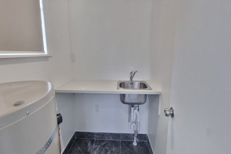 Photo of property in 22 Westney Road, Mangere, Auckland, 2022