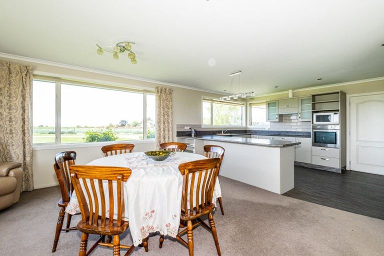 Photo of property in 61 Lyall Road, Saint Andrews, Timaru, 7971