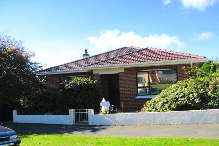 Photo of property in 75 Oakwood Avenue, Maryhill, Dunedin, 9011
