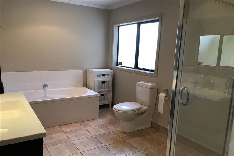 Photo of property in 16a Eastcott Grove, Churton Park, Wellington, 6037