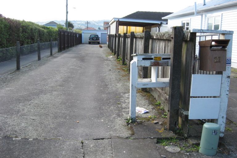 Photo of property in 21a Bauchop Road, Waterloo, Lower Hutt, 5011