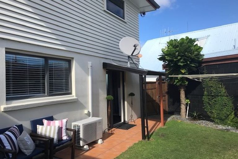 Photo of property in 1/9 Maxwells Road, Otumoetai, Tauranga, 3110