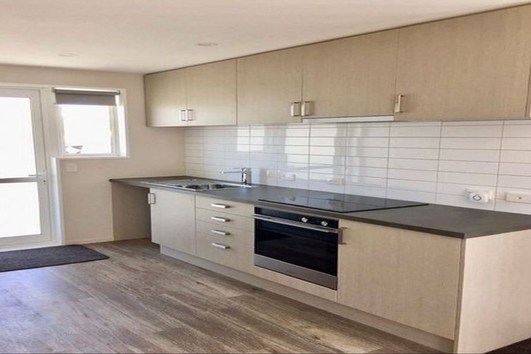 Photo of property in 3/75 Geraldine Street, Edgeware, Christchurch, 8013