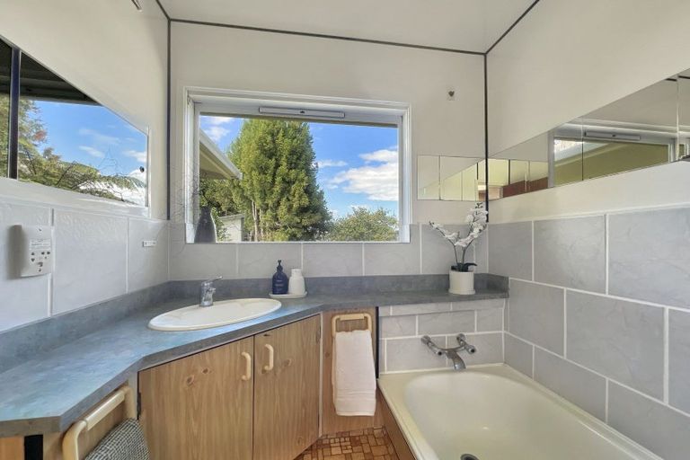 Photo of property in 92 Paparoa Road, Wainui, Opotiki, 3198