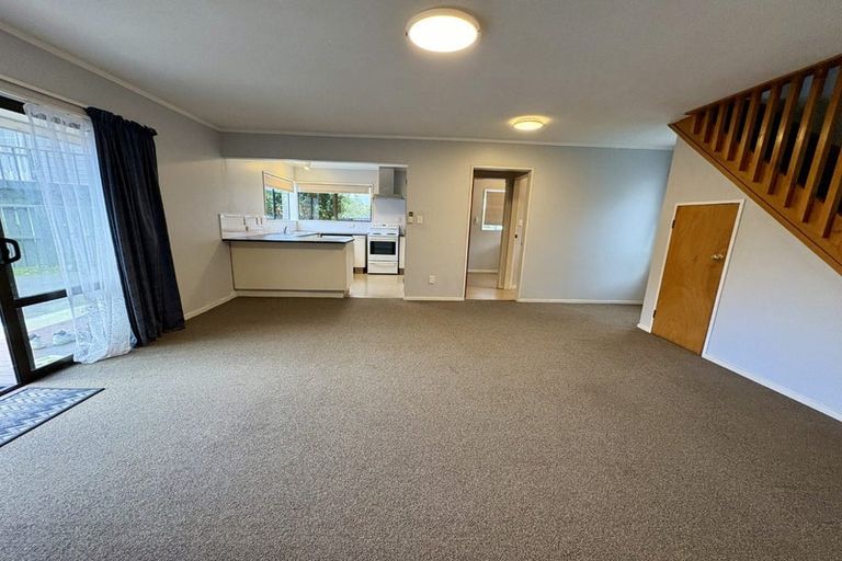 Photo of property in 6 Flinders Place, Johnsonville, Wellington, 6037