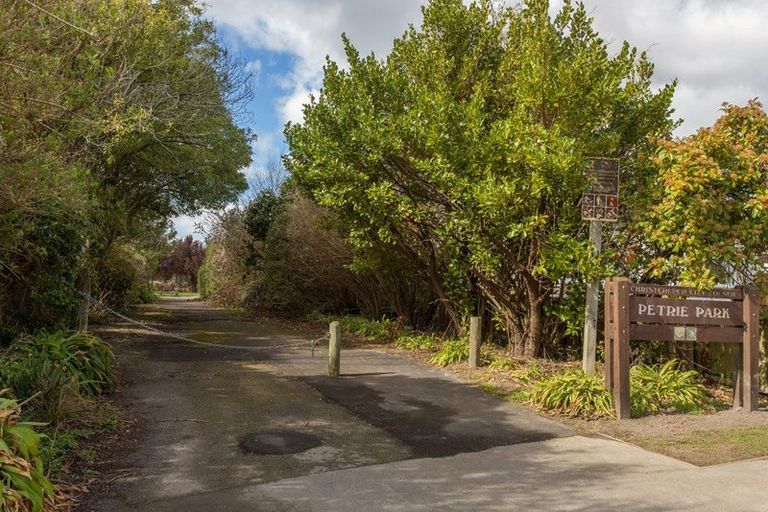 Photo of property in 116 Stapletons Road, Richmond, Christchurch, 8013