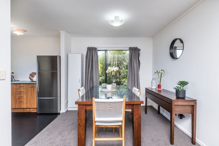 Photo of property in 4 Tobago Crescent, Grenada North, Wellington, 5028