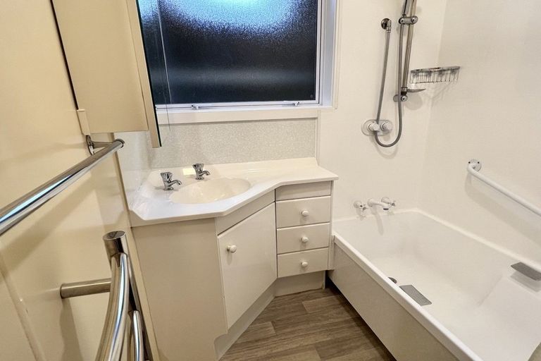 Photo of property in 2/307 Yarrow Street, Richmond, Invercargill, 9810