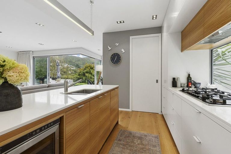 Photo of property in 405b Karori Road, Karori, Wellington, 6012