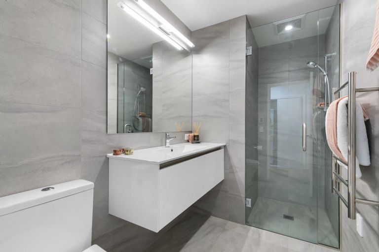 Photo of property in 17/20 George Bullen Lane, Arthurs Point, Queenstown, 9371