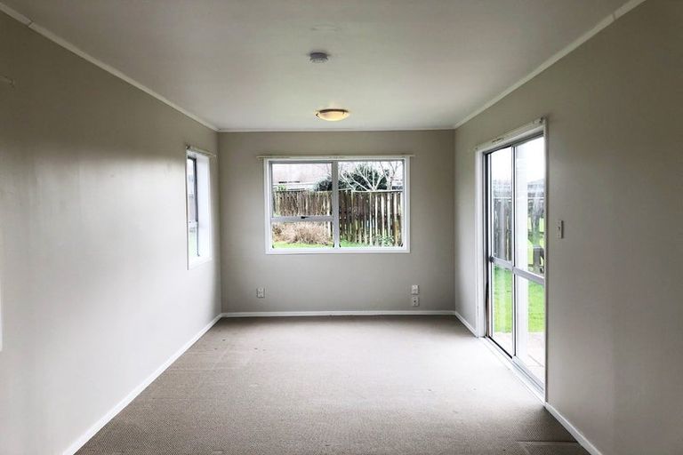 Photo of property in 17 Olena Avenue, Sunnyhills, Auckland, 2010