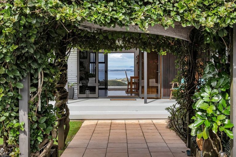 Photo of property in 237 Te Rongo Road, Parua Bay, Whangarei, 0174