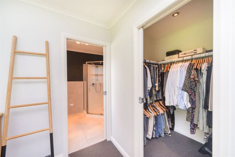 Photo of property in 12a Conway Place, Terrace End, Palmerston North, 4410