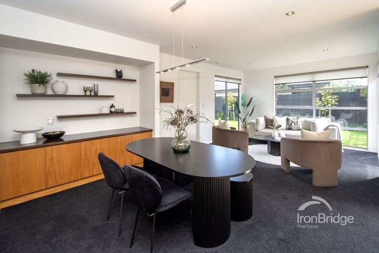 Photo of property in 14 Papaumu Green, Parklands, Christchurch, 8083