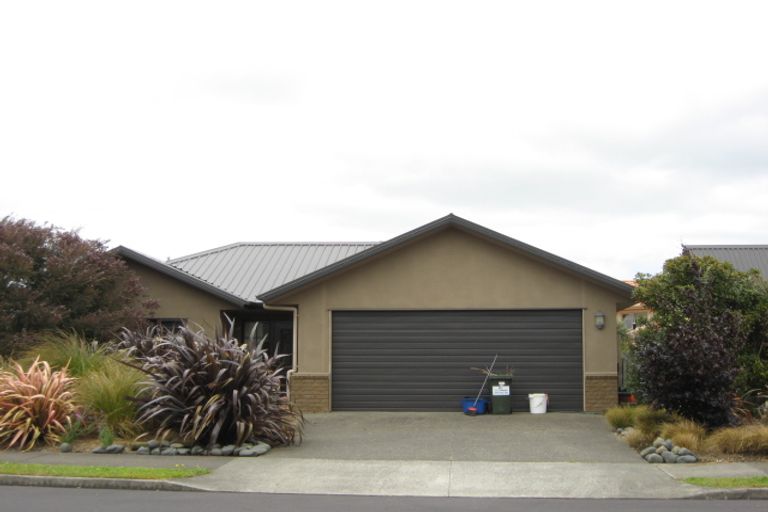 Photo of property in 4 Sunset Drive, Pukekohe, 2120