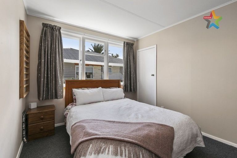 Photo of property in 43 Wise Street, Wainuiomata, Lower Hutt, 5014