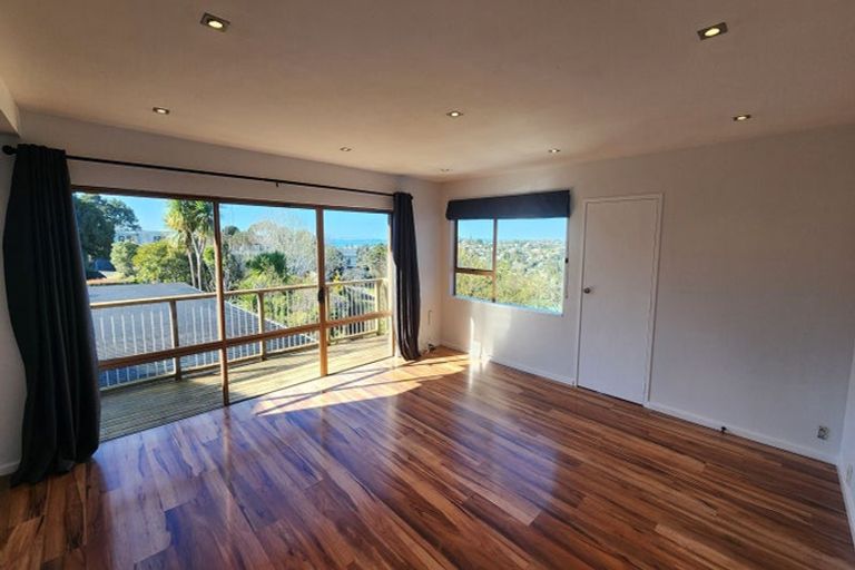 Photo of property in 1/6 Stredwick Drive, Torbay, Auckland, 0630