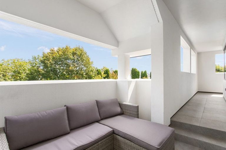 Photo of property in 3 Lewisham Park, St Albans, Christchurch, 8052