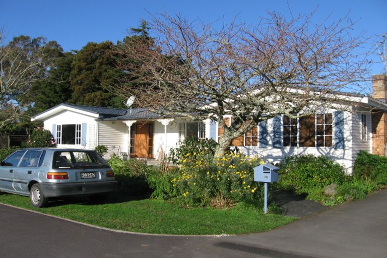 Photo of property in 26 Sandwich Road, St Andrews, Hamilton, 3200