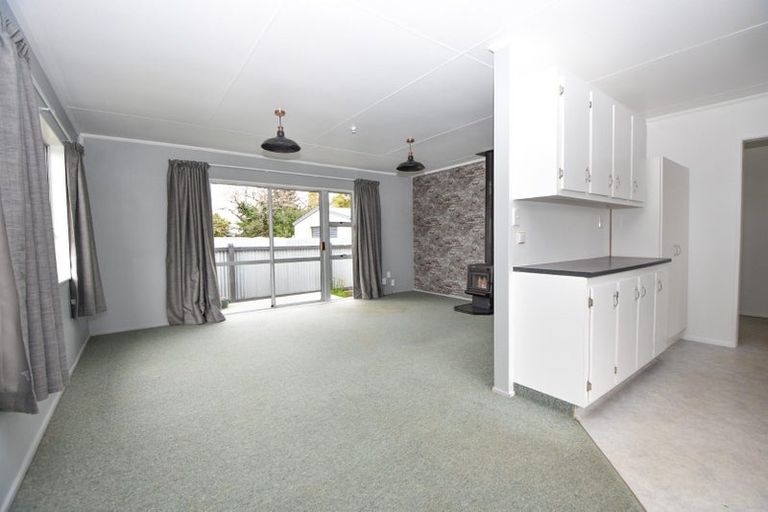 Photo of property in 12 Moore Crescent, Carterton, 5713