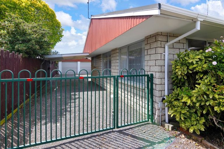 Photo of property in 40 Geddis Street, Rangiora, 7400