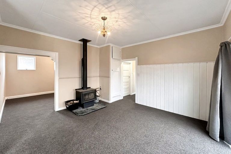 Photo of property in 65 Swiss Avenue, Gonville, Whanganui, 4501