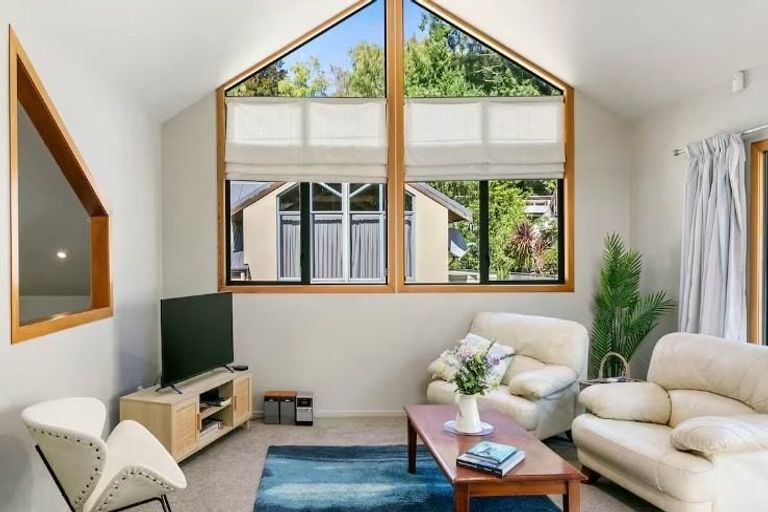 Photo of property in 2/870 Acacia Bay Road, Acacia Bay, Taupo, 3330