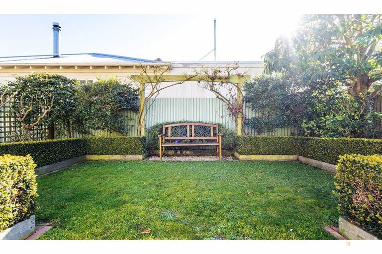 Photo of property in 5 Sutter Street, Seaview, Timaru, 7910