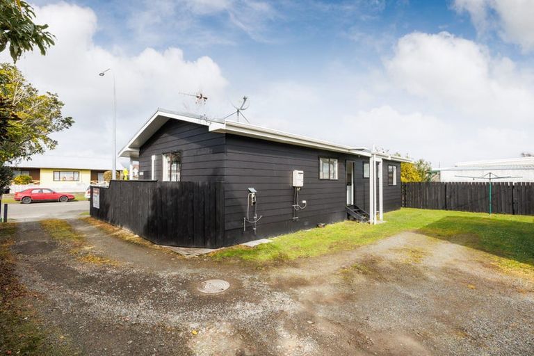 Photo of property in 57a Benmore Avenue, Cloverlea, Palmerston North, 4412