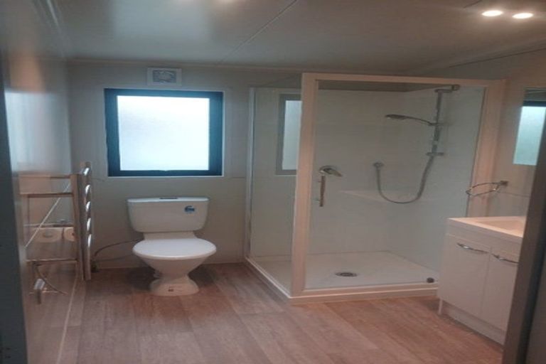 Photo of property in 18 Kent Street, Patea, 4520