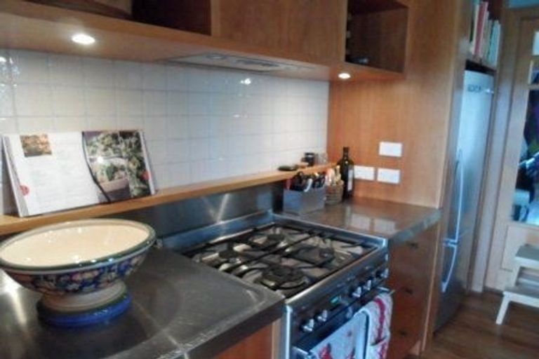 Photo of property in 29 Fairview Crescent, Kelburn, Wellington, 6012