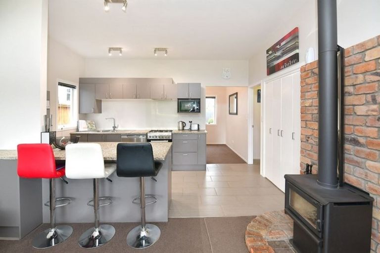 Photo of property in 1097 Kahikatea Flat Road, Waitoki, Kaukapakapa, 0871