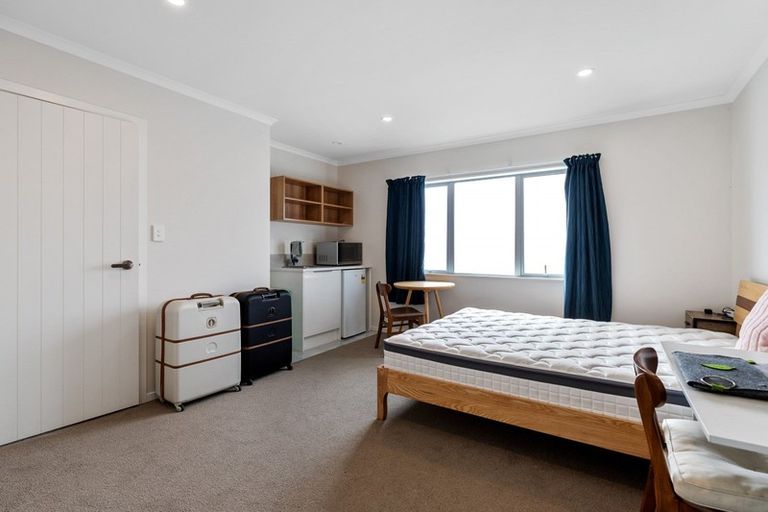 Photo of property in 10/47 Helena Road, Hillcrest, Hamilton, 3216