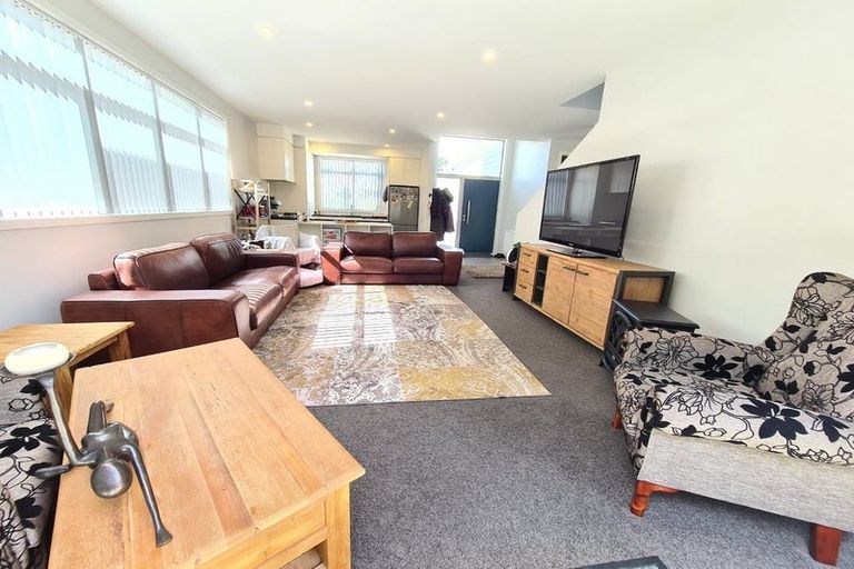 Photo of property in 4 Glide Lane, Whitby, Porirua, 5024