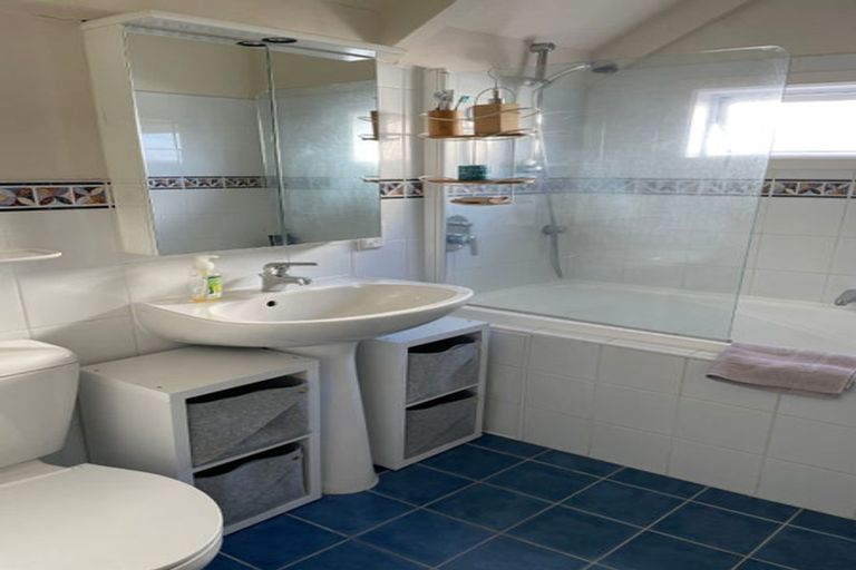 Photo of property in 1a Bridgewater Road, Parnell, Auckland, 1052