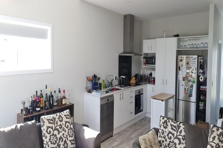 Photo of property in 16 Kopua Place, Whitby, Porirua, 5024